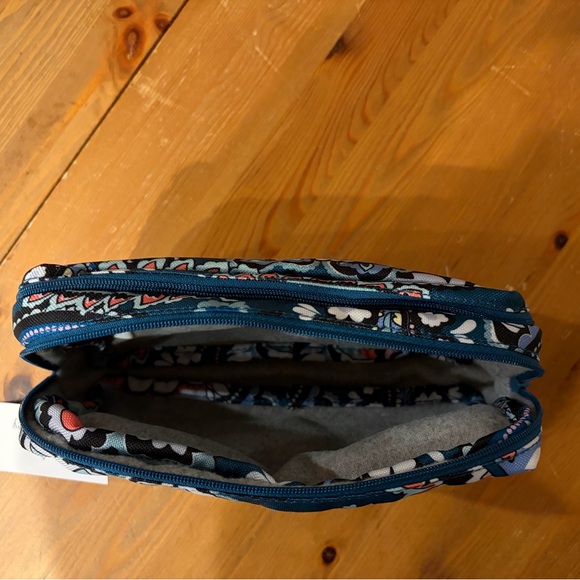 Vera Bradley Teal Floral Lighten Up Deluxe Organizer NWT - Picture 4 of 4